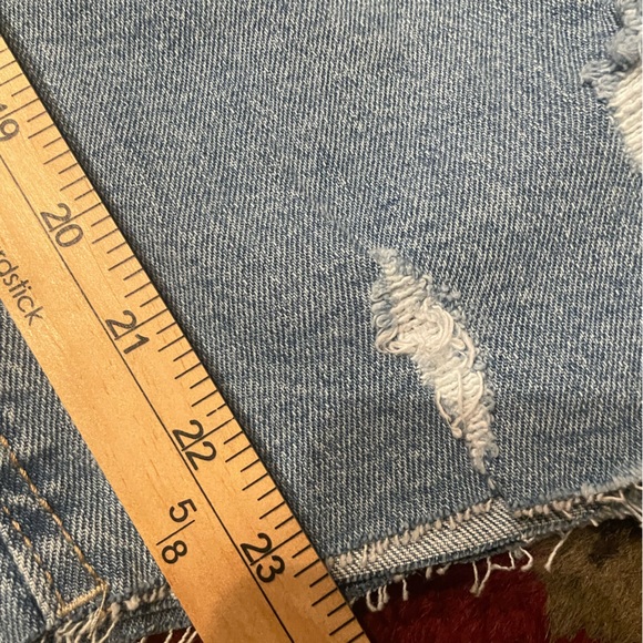 Celebrity Pink Sky Blue Jeans - Picture 4 of 5